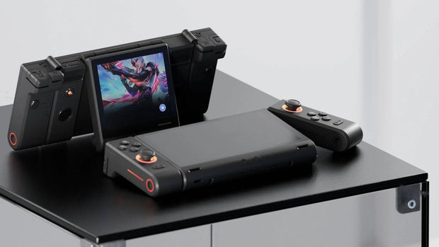 Dual-Screen Gaming Handheld - Transformable Android Console 🎮📱✨