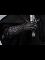 Nazgûl Deluxe 1/6 Scale Collectible Figure - Ringwraith Edition 🗡️🧙‍♂️🌫️