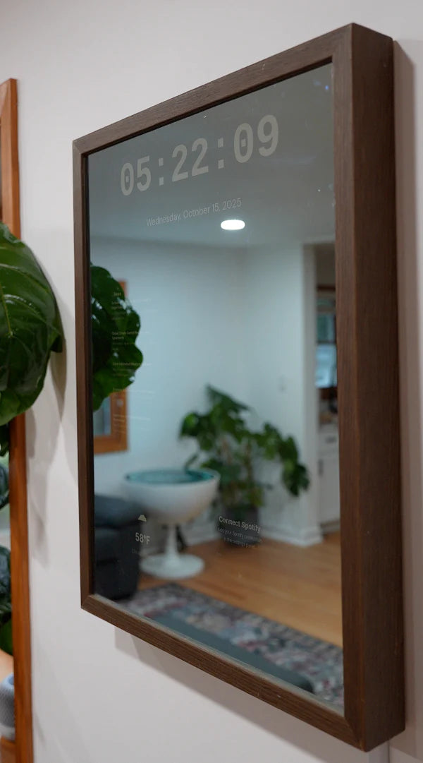 Smart Mirror - AI-Powered Interactive Display
