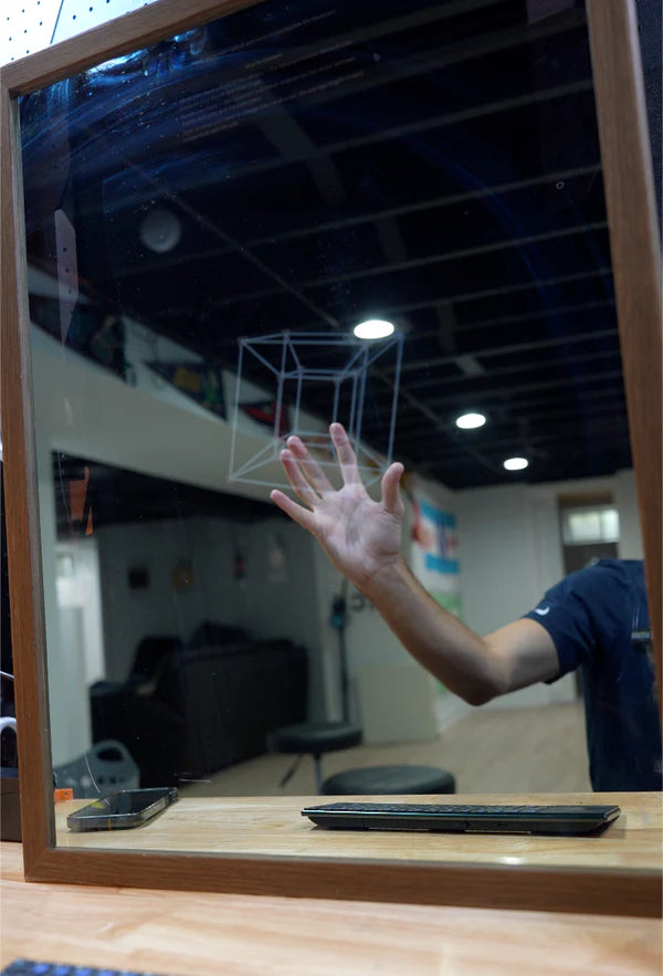 Smart Mirror - AI-Powered Interactive Display