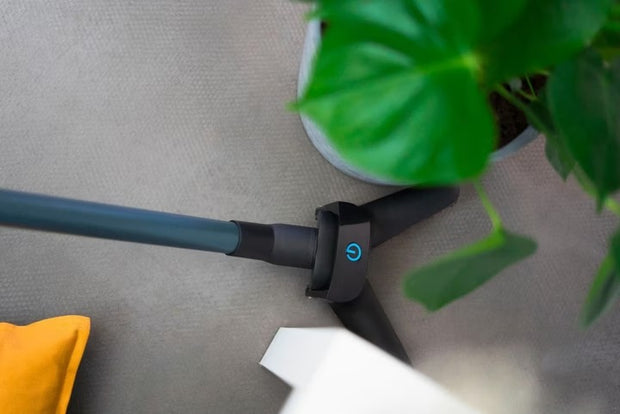 Universal Floor Nozzle for Vacuum Cleaners – Fits 1.25” & 1.37” Hoses