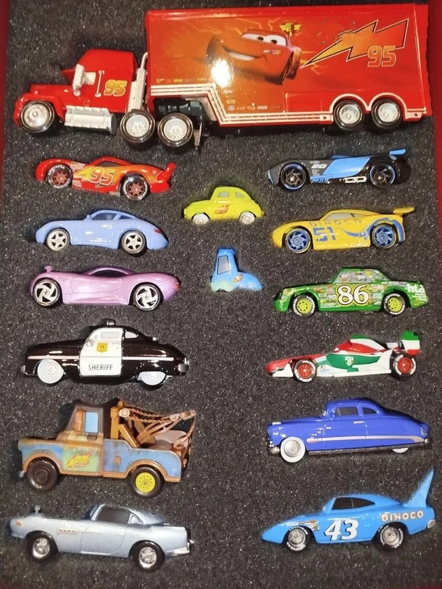 15-Piece Die-Cast Toy Car Set – Premium 1:55 Scale Collection 🚗🎁
